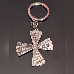 Brighton Silver Floral Folding Fan Key Ring